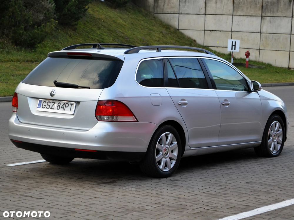 Volkswagen Golf 1.4 TSI Comfortline - 2