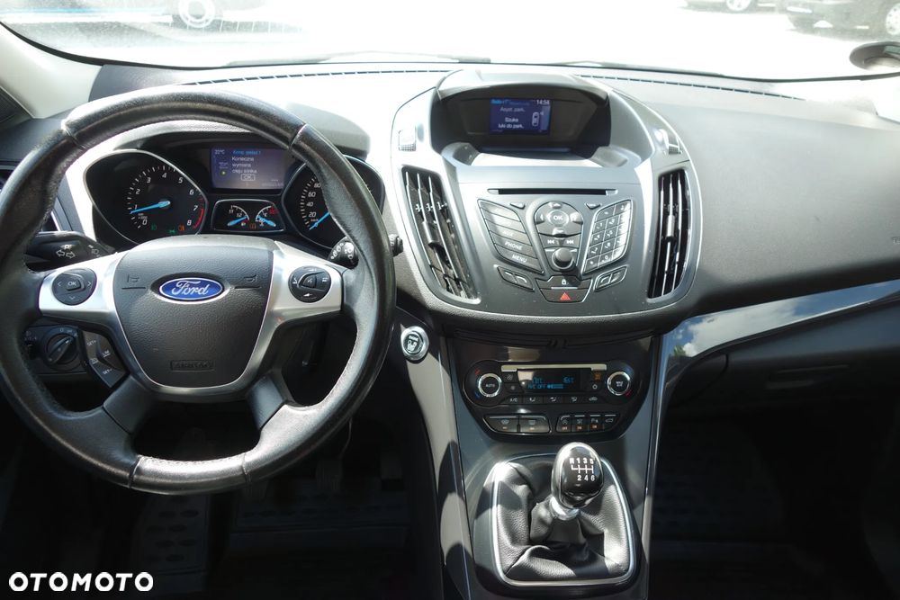 Ford Kuga 1.5 EcoBoost 2x4 Trend - 8