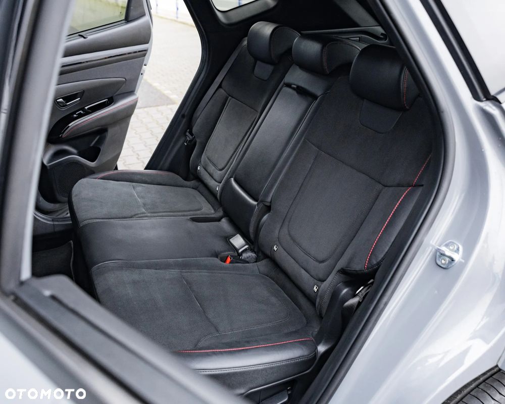 Hyundai Tucson 1.6 T-GDi 48V-Hybrid 4WD DCT N Line - 39