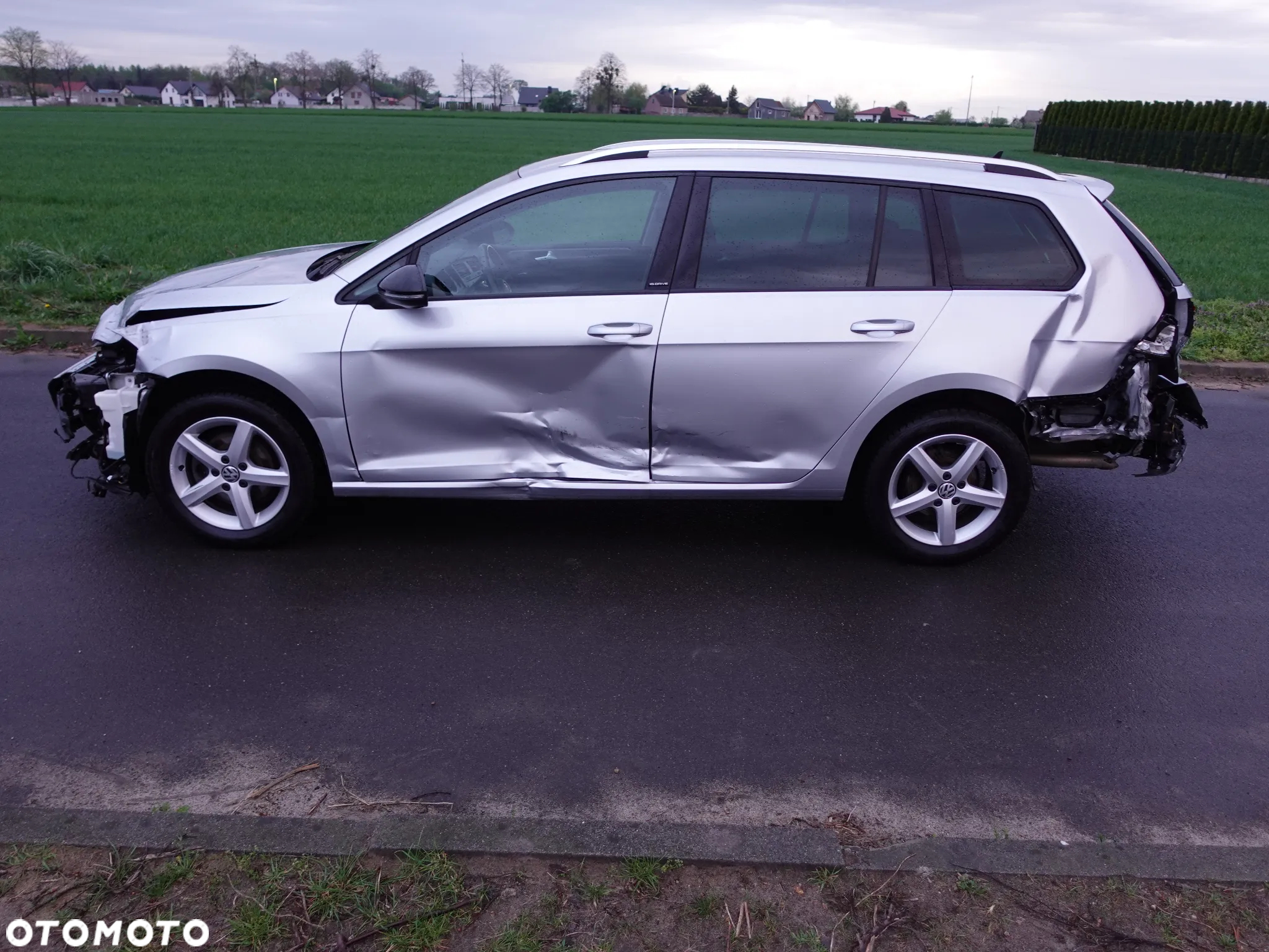 Volkswagen Golf Variant 1.6 TDI SCR IQ.DRIVE - 10