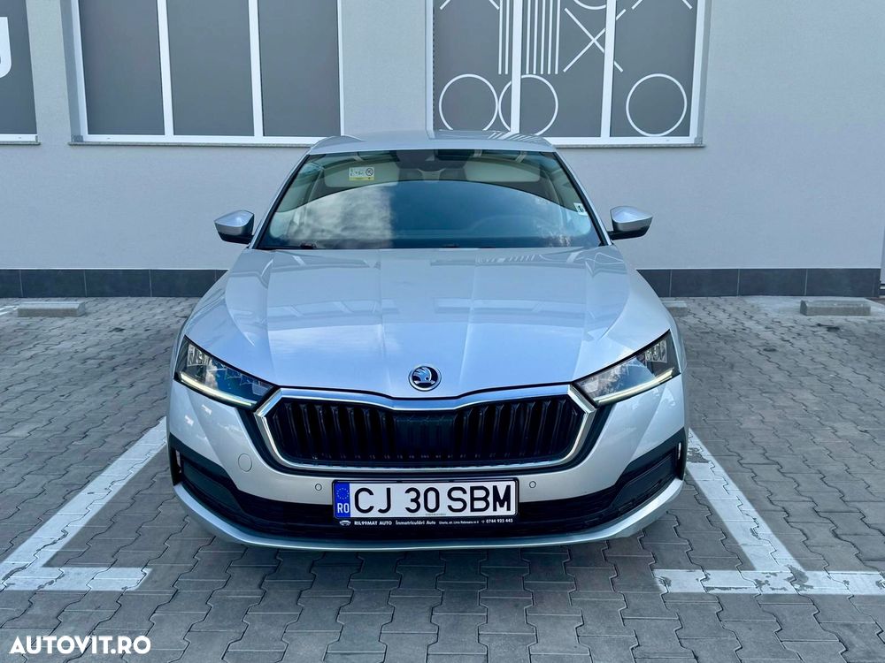 Skoda Octavia 2.0 TDI DSG Premium Edition - 28