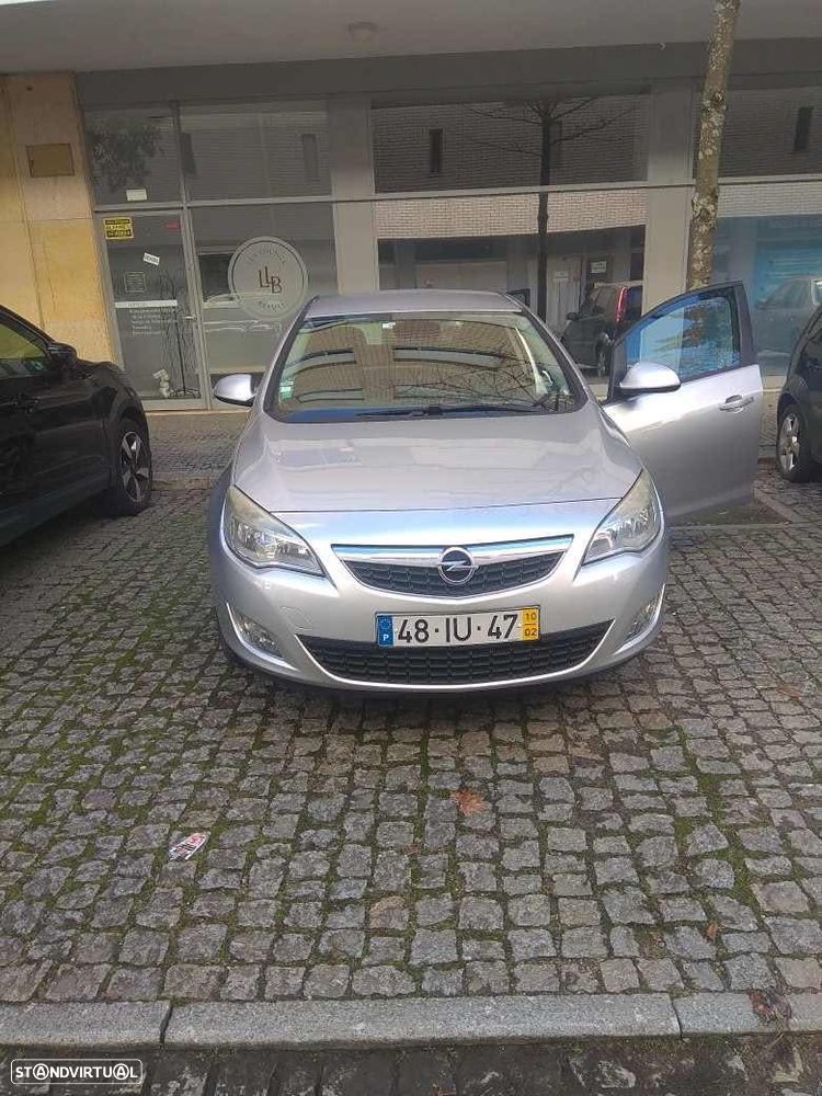 Opel Astra 1.4 Enjoy - 1