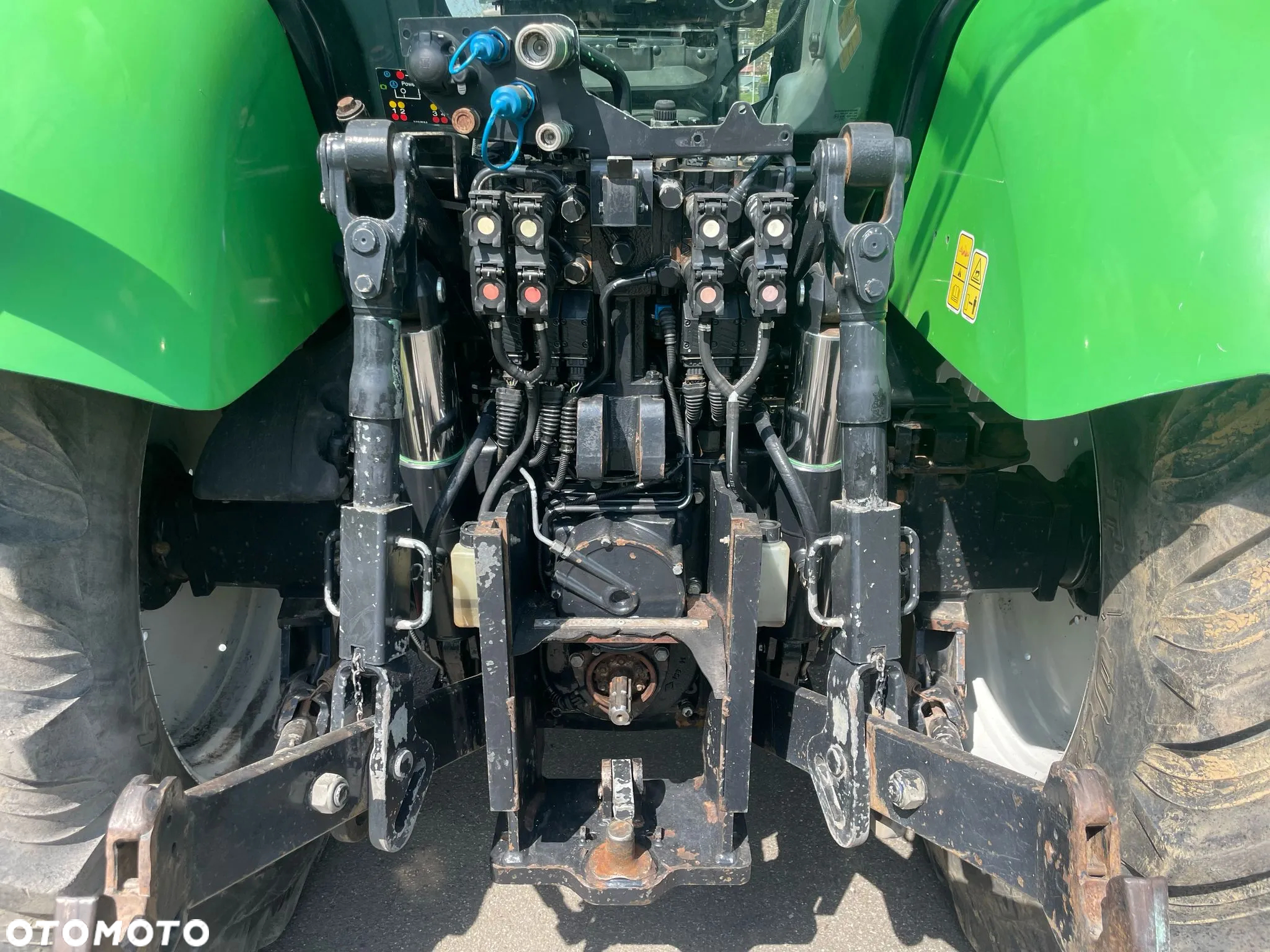 Deutz-Fahr Agrotron 620TTV - 10