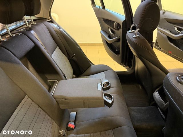 Mercedes-Benz Klasa C 200 (BlueTEC) d Exclusive - 29