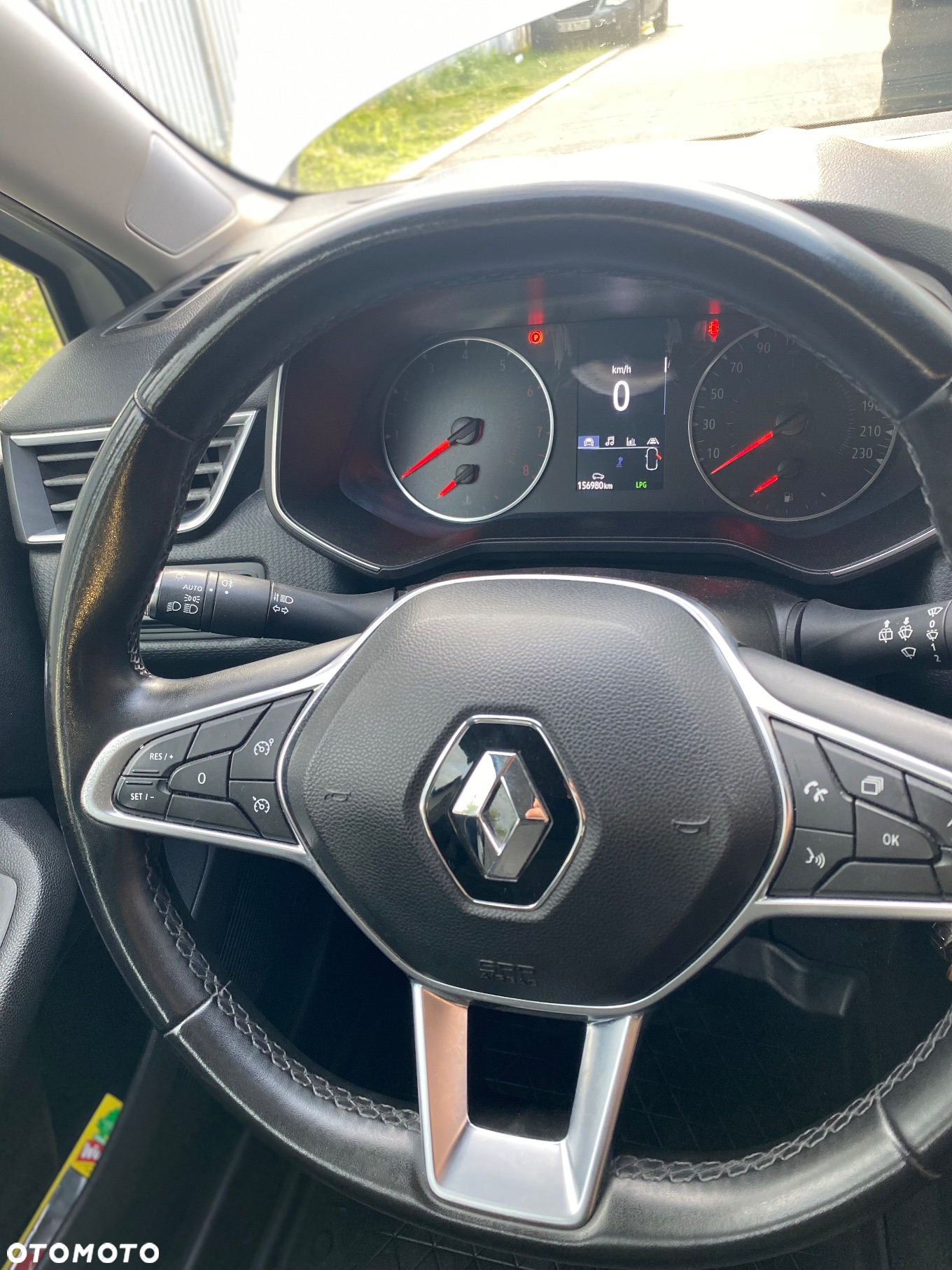 Renault Clio 1.0 TCe Zen - 10