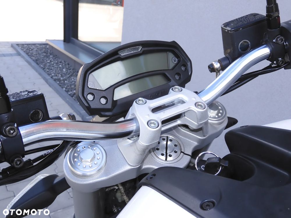 Ducati 696 - 40