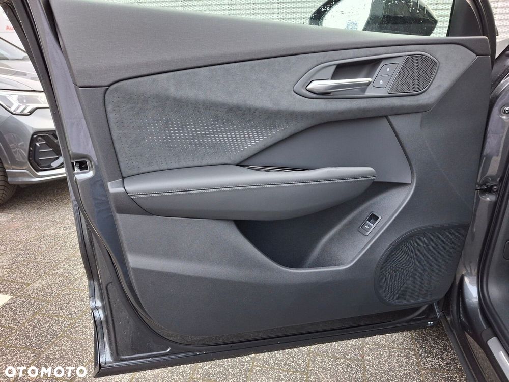 Audi Q3 Sportback - 8