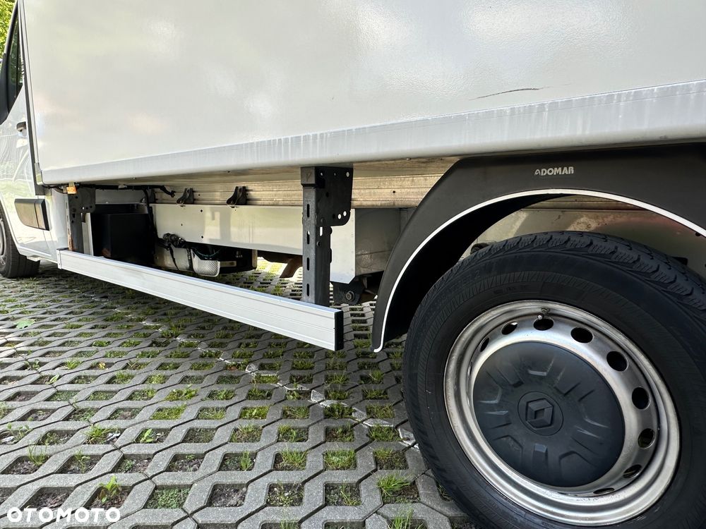 Renault Master 2,3 nowa partia 5 szt Multitemperatura / Salon RP / 8 Euro Palet / -25*C - 15