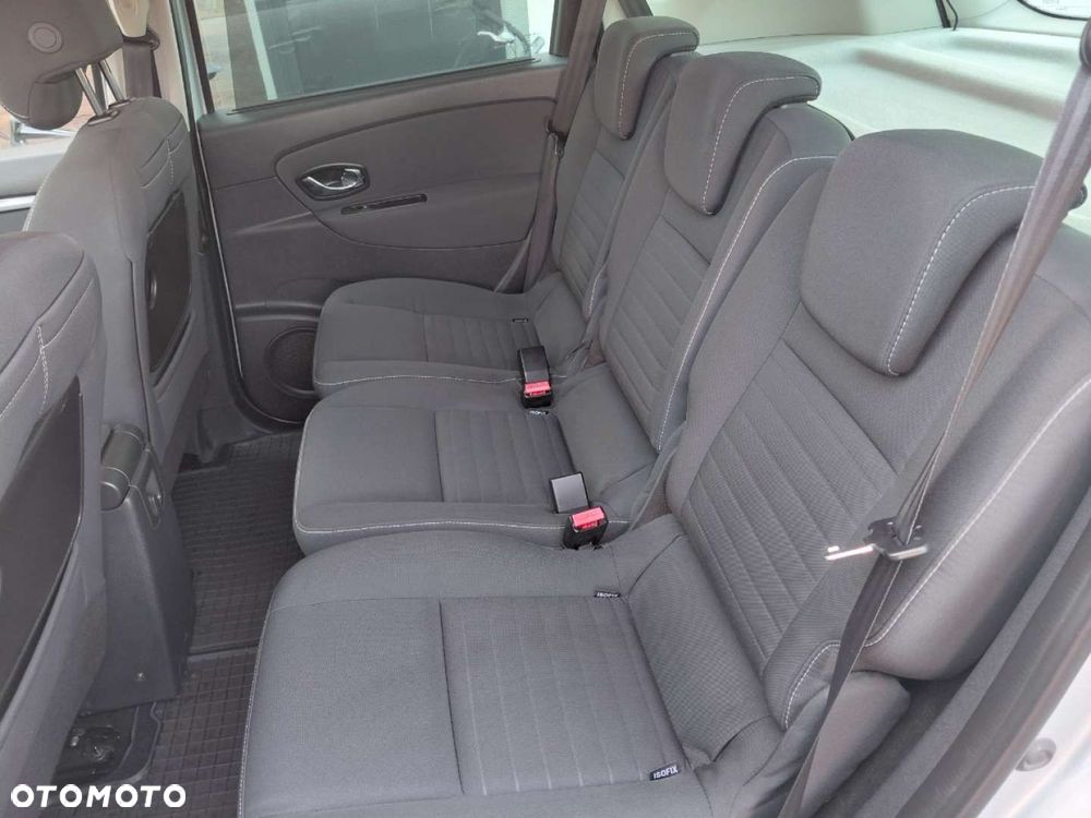 Renault Scenic - 18