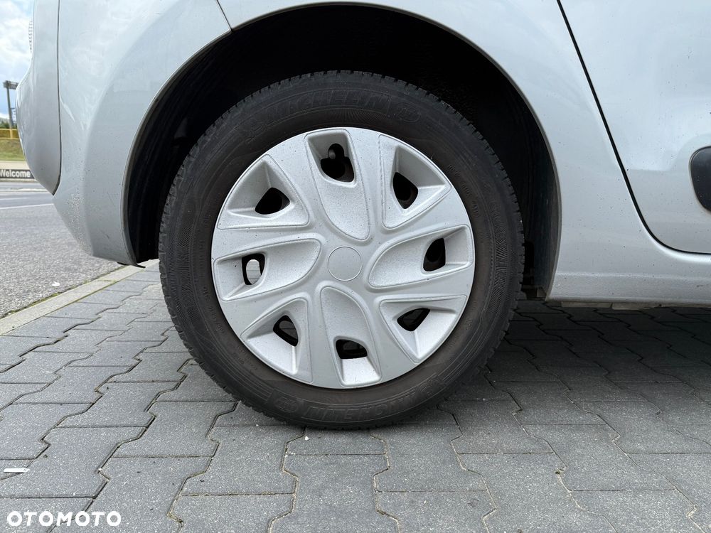 Citroën C3 Picasso 1.6 HDi Exclusive - 24