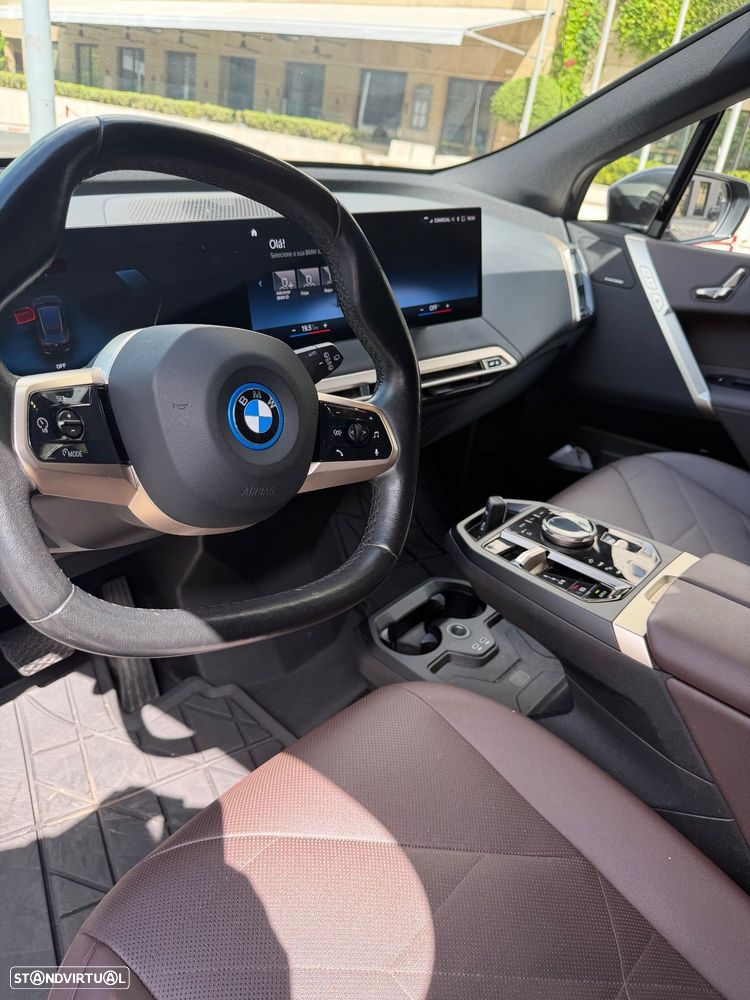 BMW iX xDrive 40 Pack Desportivo - 10