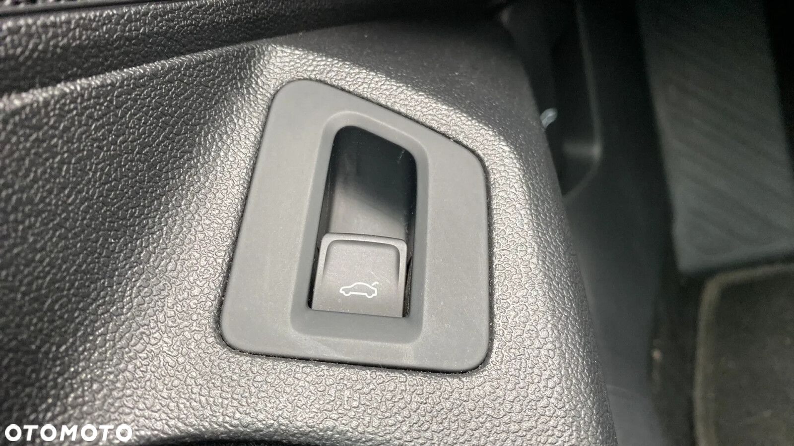 Volkswagen Passat - 23