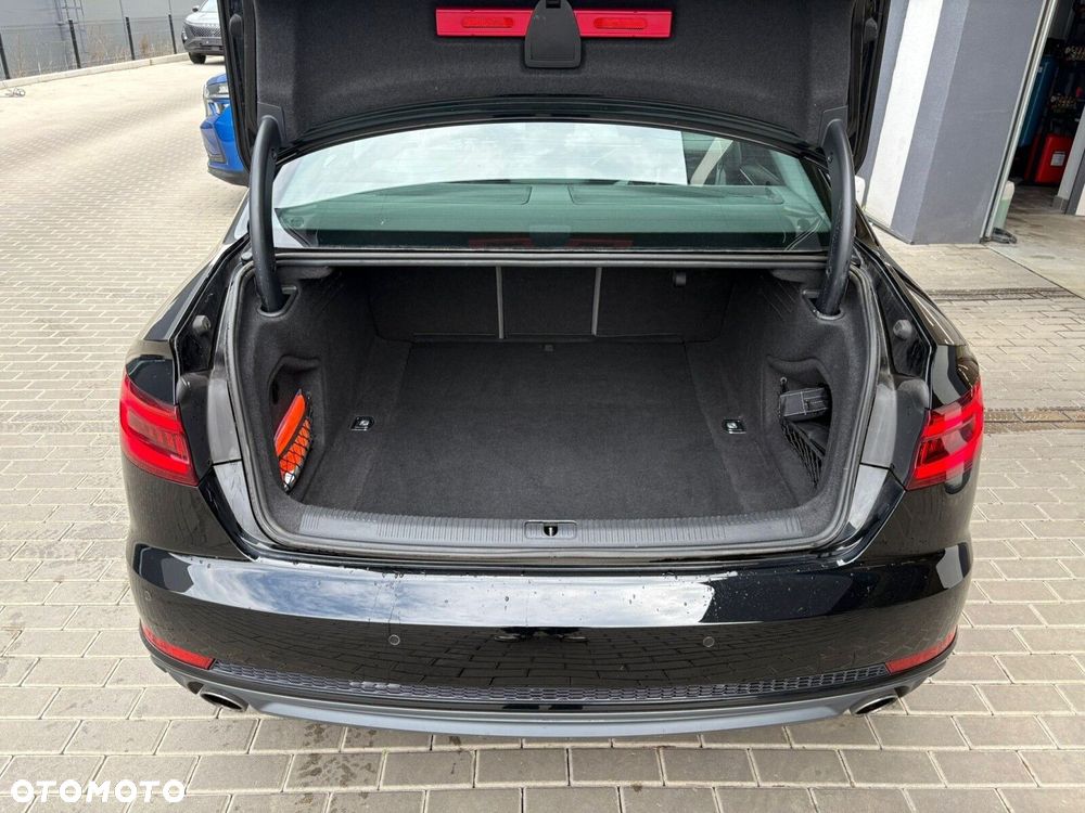 Audi A4 Limousine 2.0 TFSI Quattro S tronic - 19