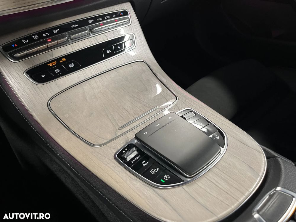 Mercedes-Benz E 300 9G-TRONIC AMG Line - 29
