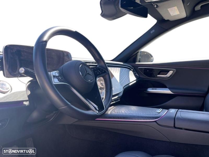 Mercedes-Benz E 300 Standard - 11