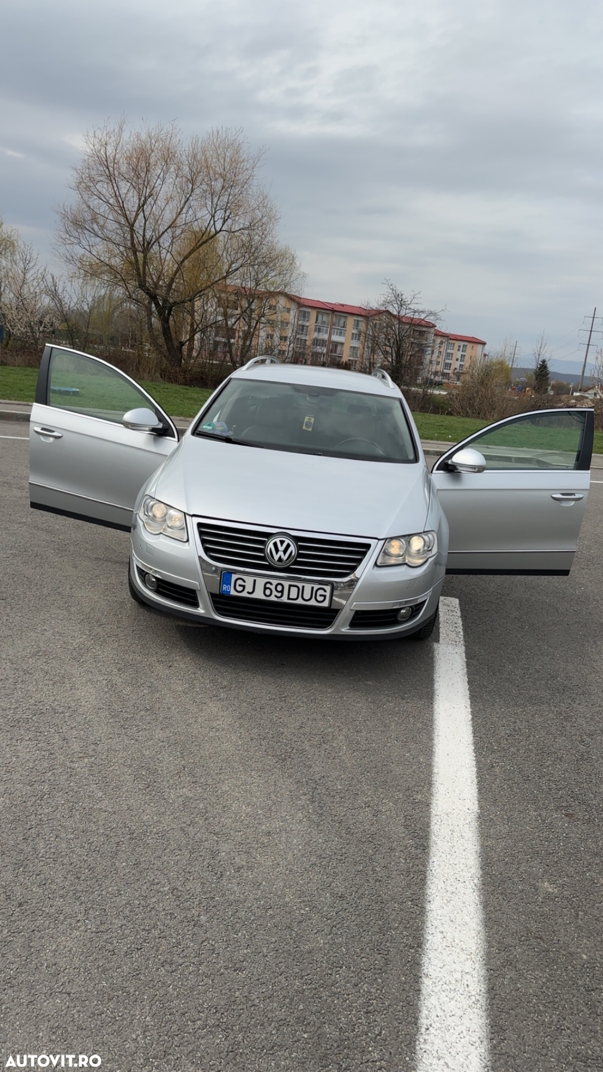 Volkswagen Passat Variant 2.0 TDI Comfortline Aut - 13