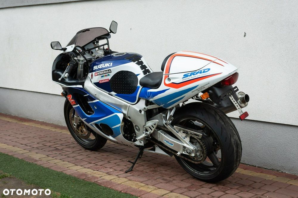 Suzuki GSX-R - 5