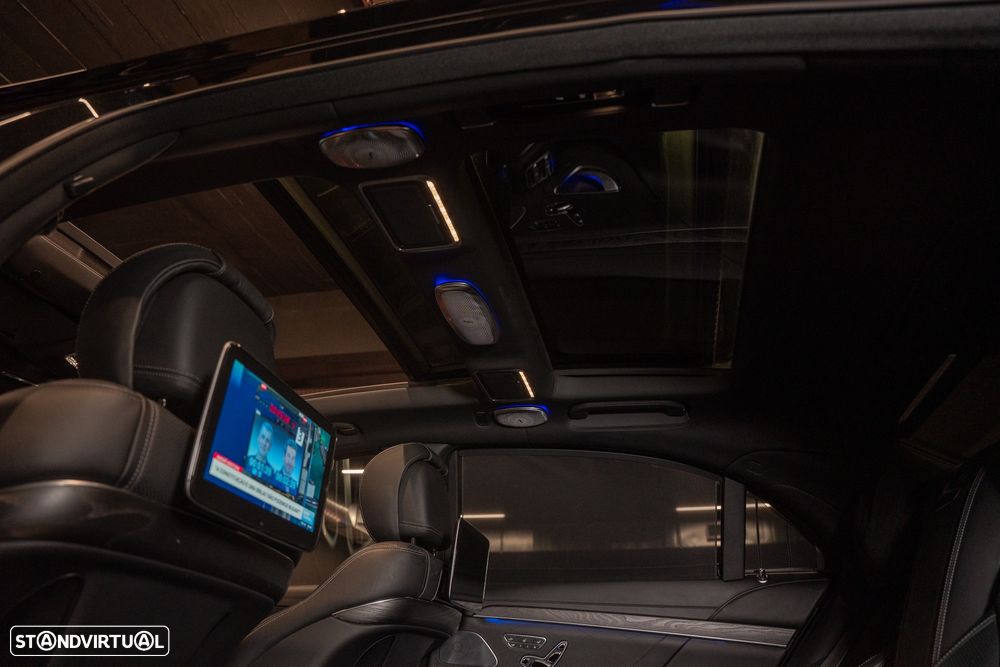 Mercedes-Benz S 65 AMG Longo - 33