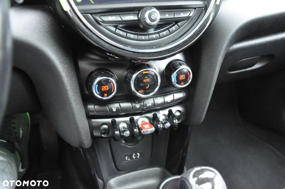 MINI Cooper John Works Trim - 25