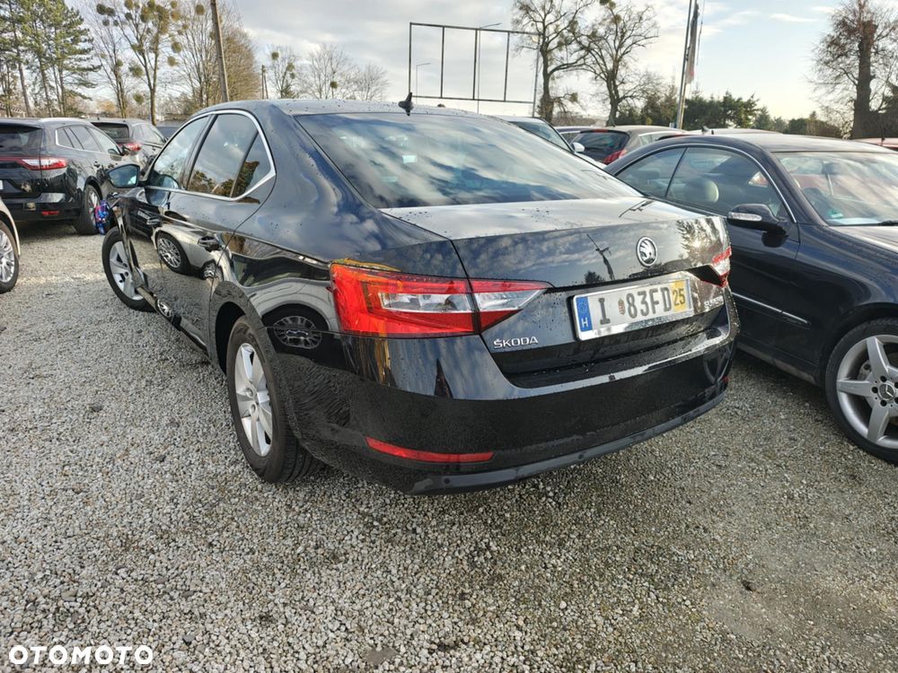 Skoda Superb 1.5 TSI ACT Active DSG - 7