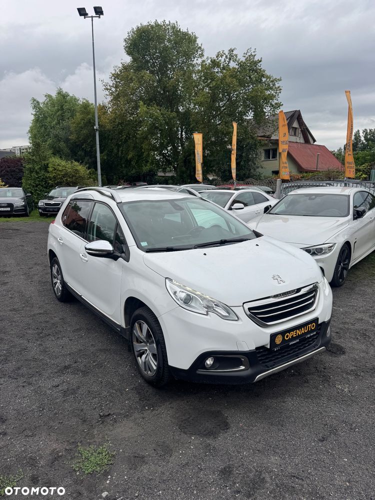 Peugeot 2008 1.2 Pure Tech Allure S&S EAT6 - 2