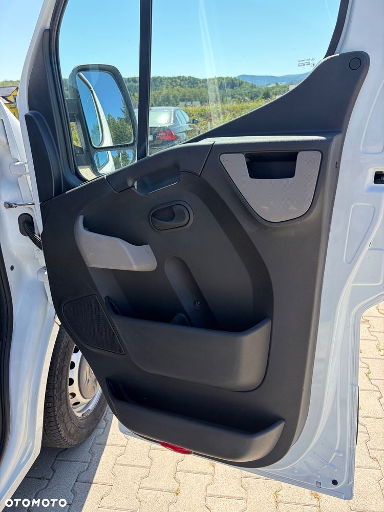 Renault Master - 15