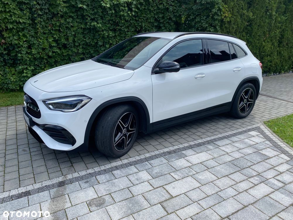 Mercedes-Benz GLA 250 4-Matic AMG Line - 3