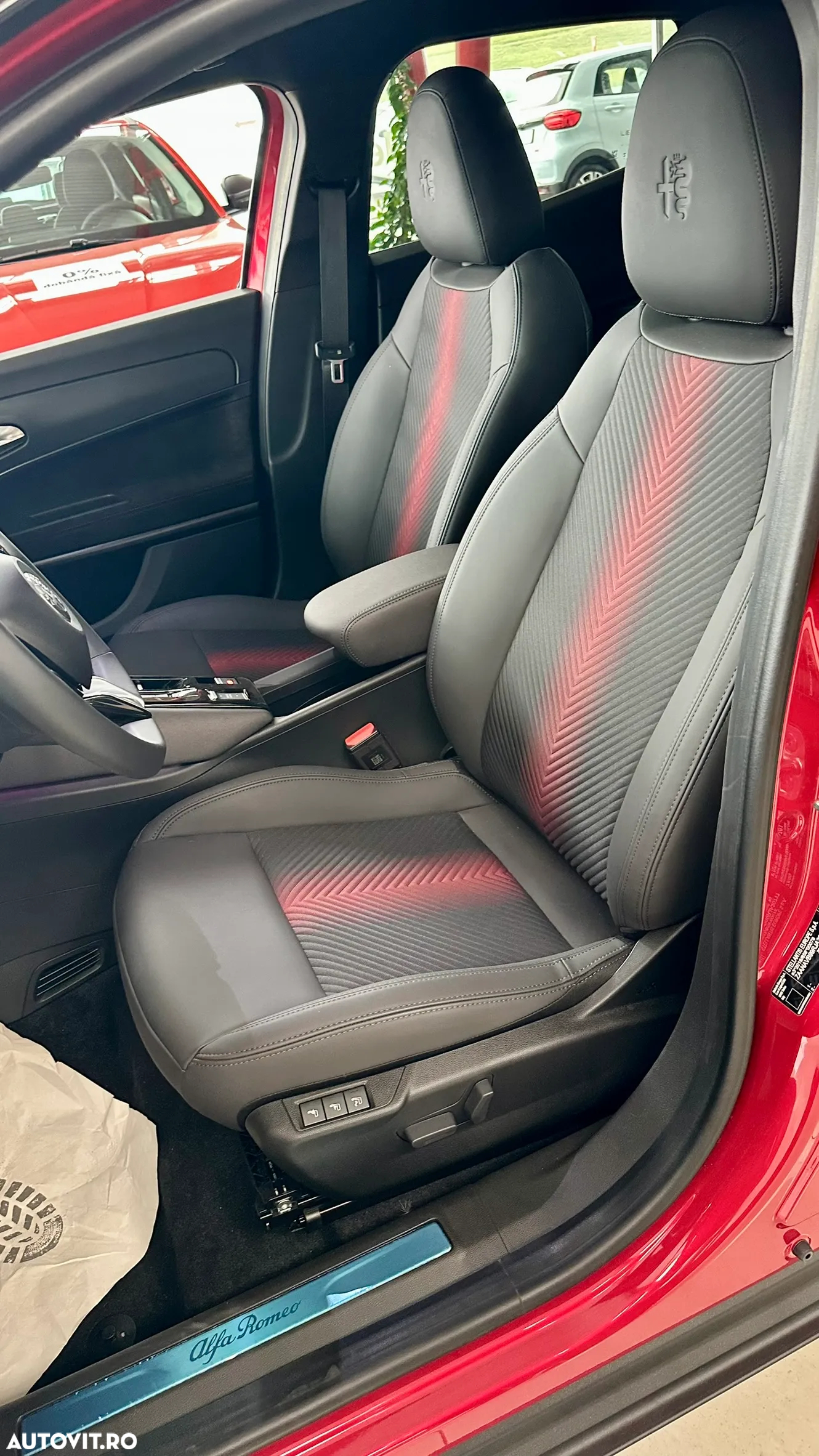 Alfa Romeo Junior 1.2 FWD eDCT6 MHEV Ibrida - 10