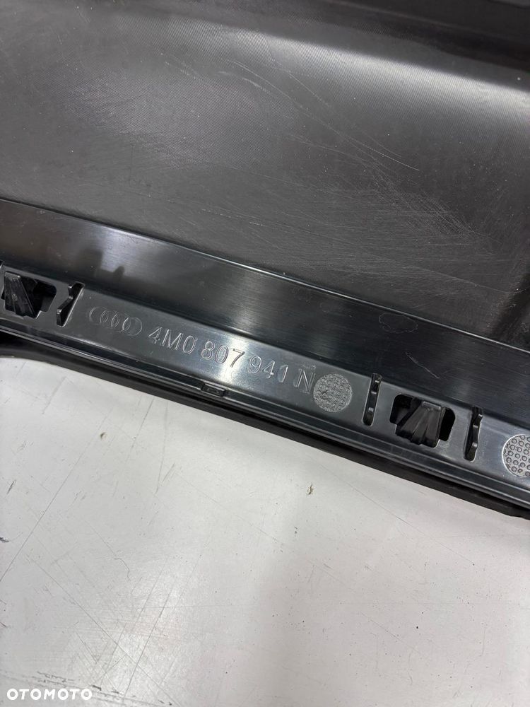 Audi Q7 4M0 S-Line Lift Dyfuzor Dokładka Zderzaka Tył Tylna 4M0807941N - 10