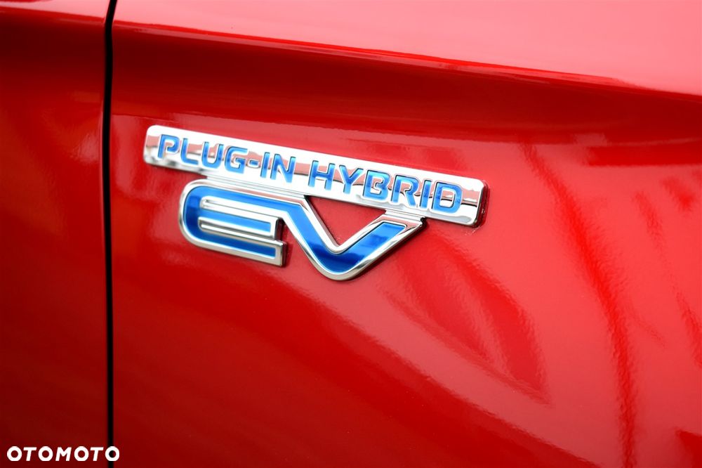 Mitsubishi Outlander Intense + - 12