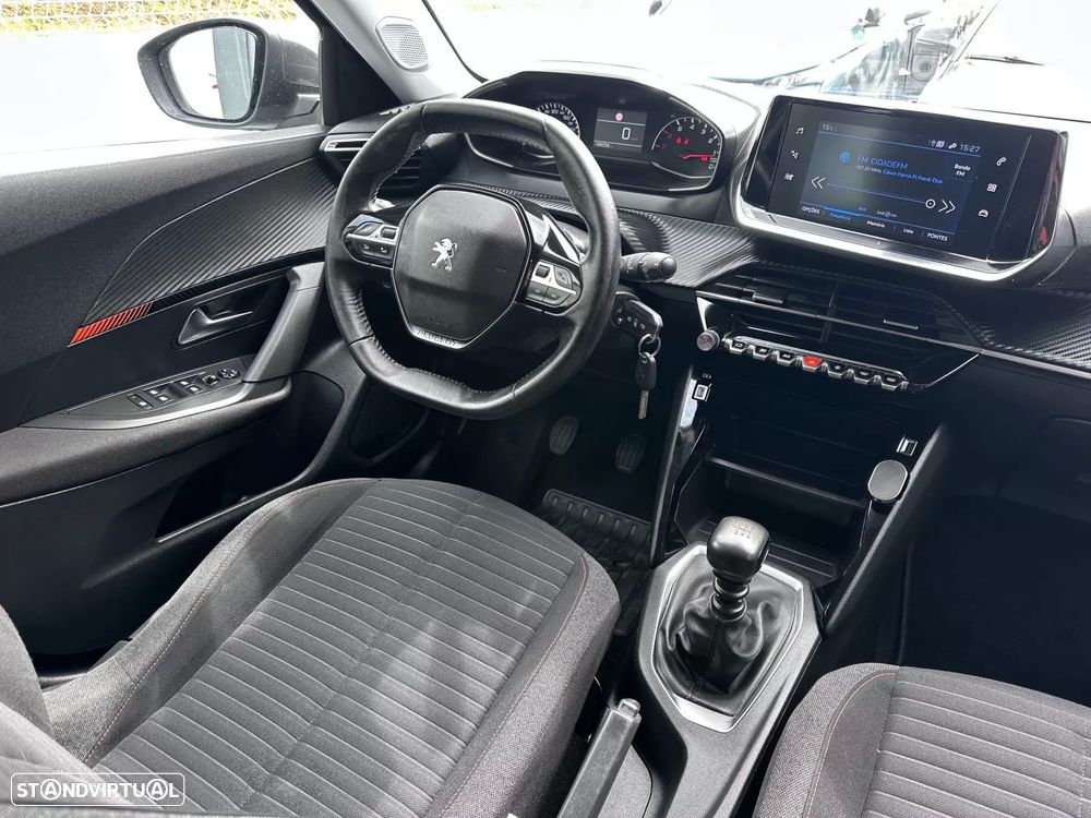 Peugeot 2008 1.2 PureTech Allure Pack - 19