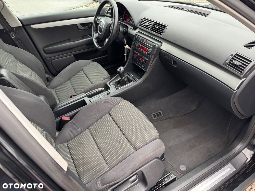 Audi A4 Avant 2.0 TDI DPF - 6