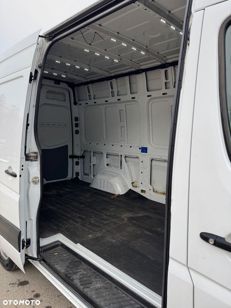 Mercedes-Benz Sprinter - 8