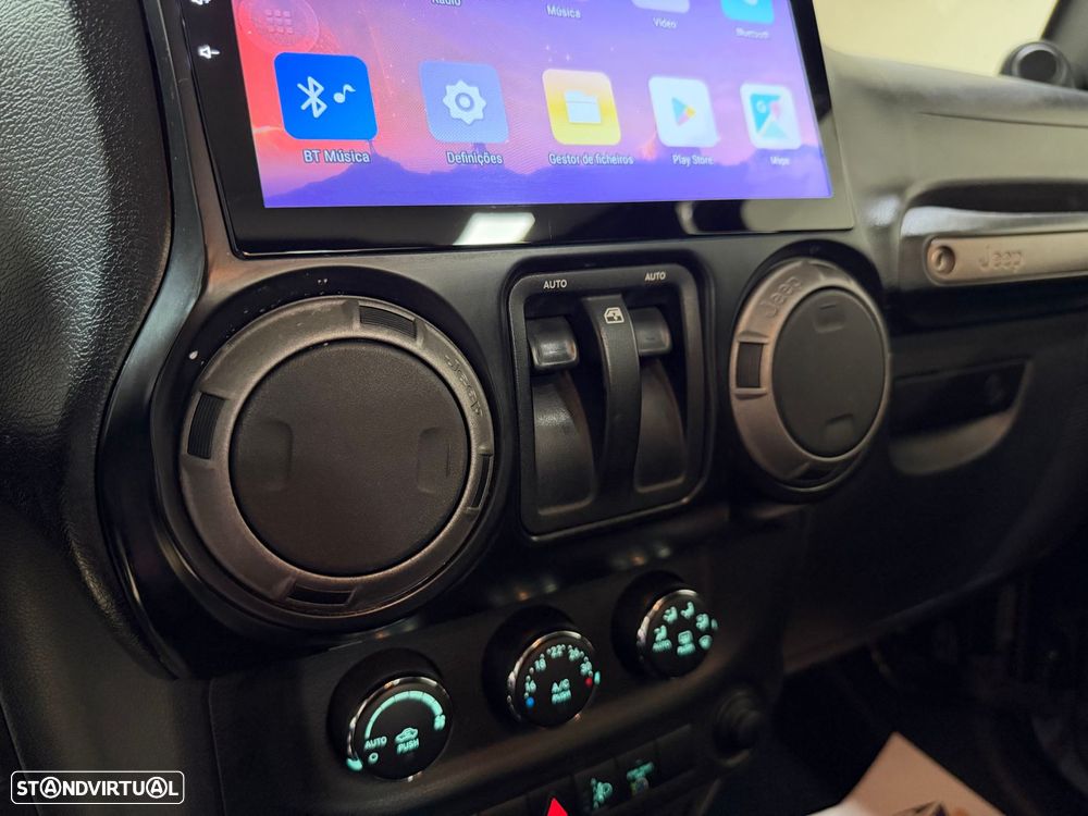 Jeep Wrangler 2.8 CRD MTX Sport 4L - 44