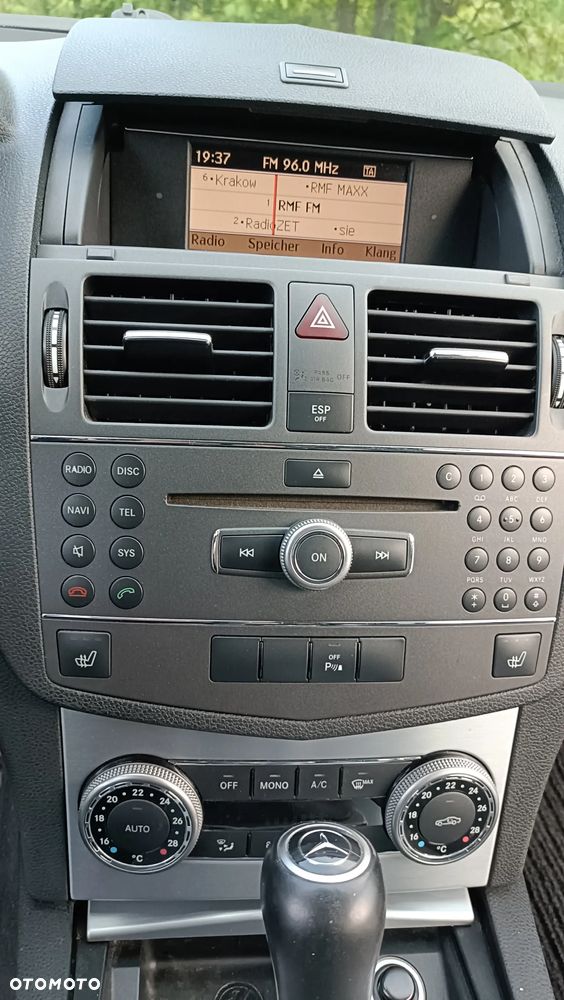 Mercedes-Benz Klasa C 200 CDI DPF Automatik BlueEFFICIENCY - 17