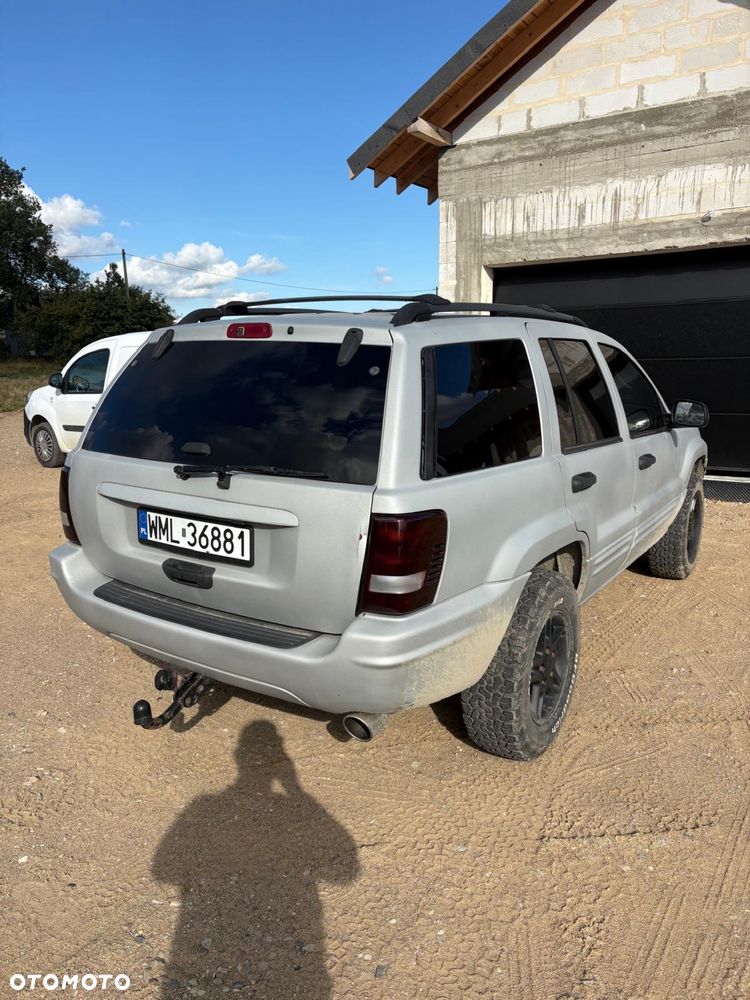 Jeep Cherokee 2004 photo 3
