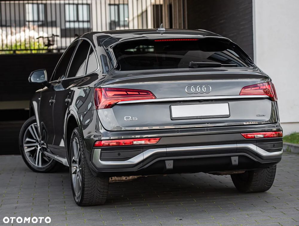 Audi Q5 Sportback 40 TDI quattro S tronic S line - 8