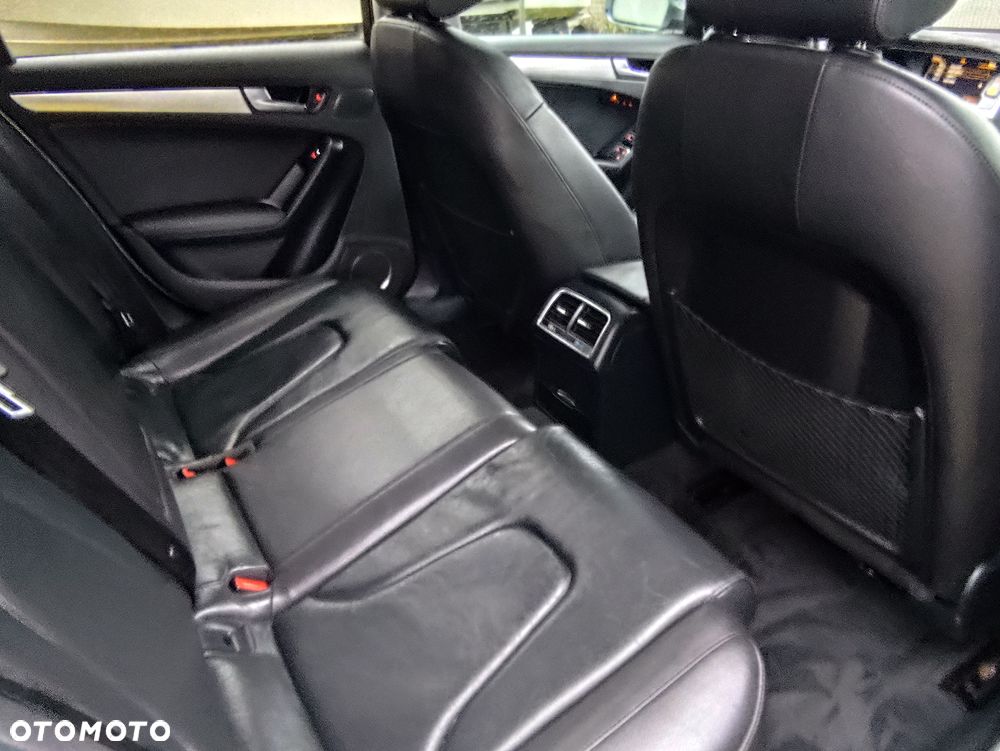 Audi A4 Allroad - 27