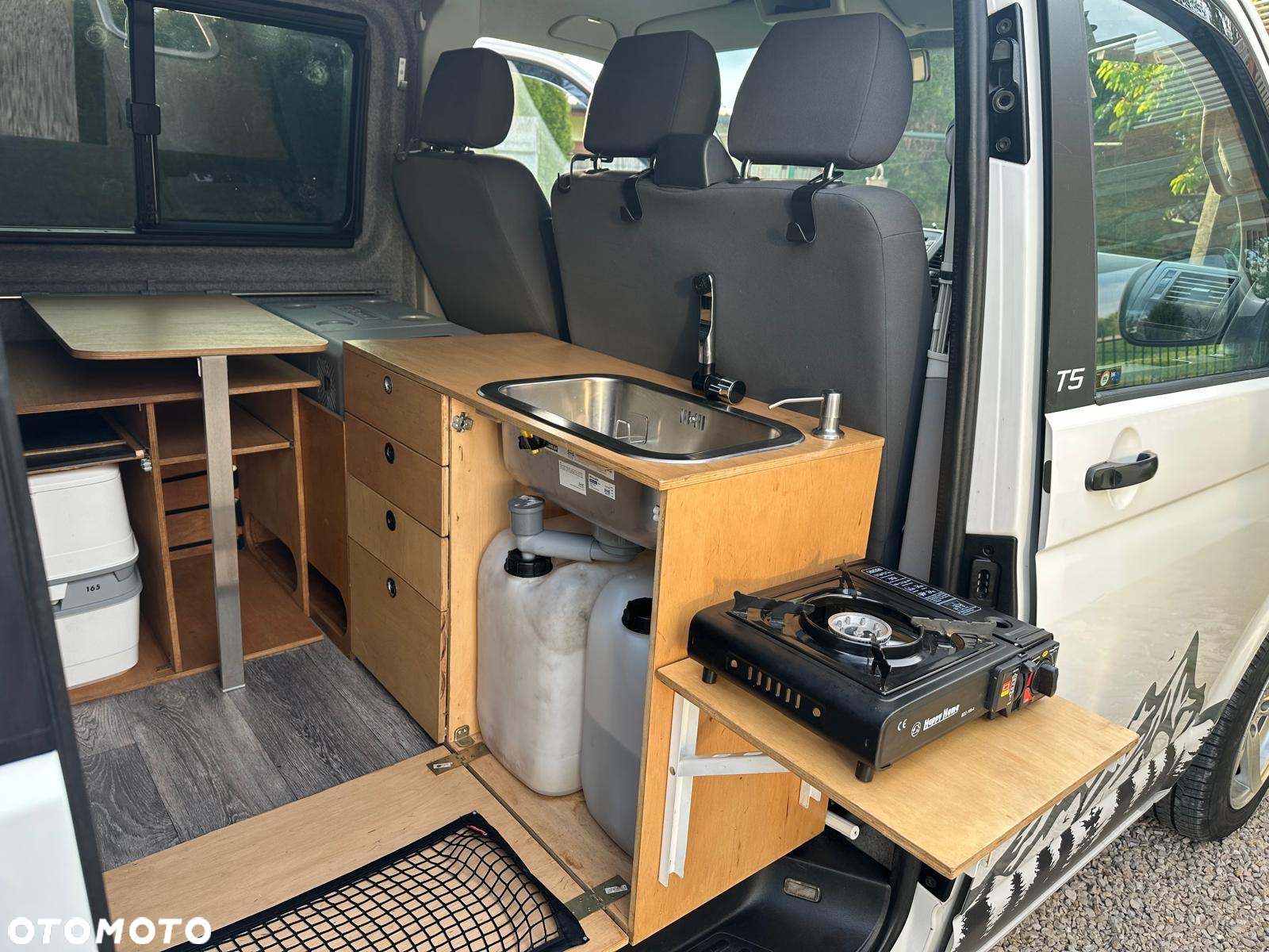 Volkswagen Transporter T5 TDI L2H1 - 11