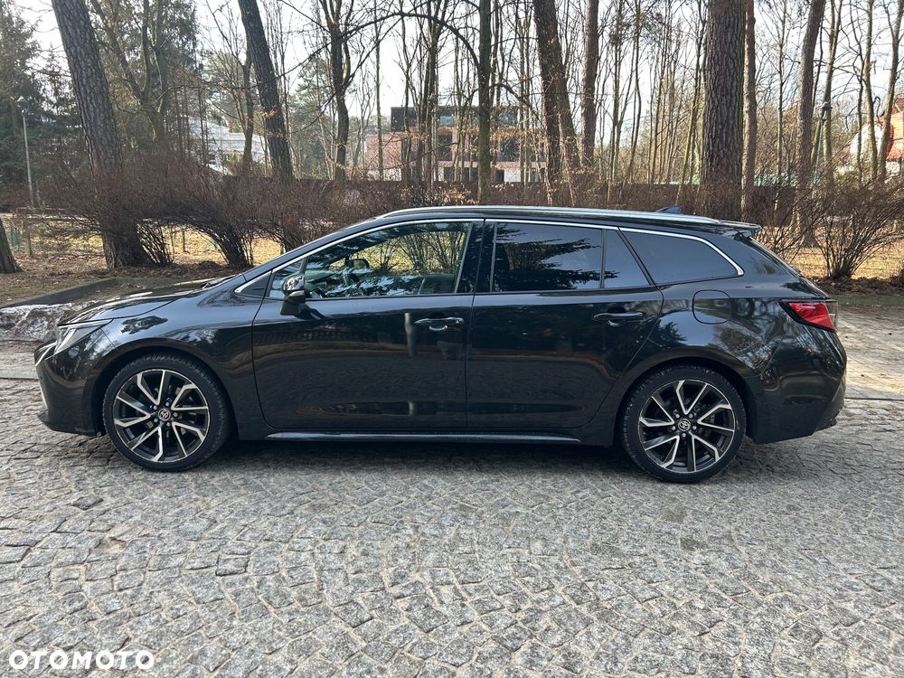 Toyota Corolla 2.0 Hybrid Executive - 7