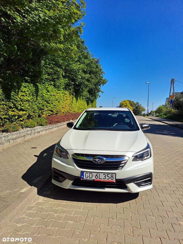 Subaru Legacy - 1
