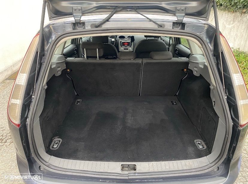 Ford Focus SW - 10