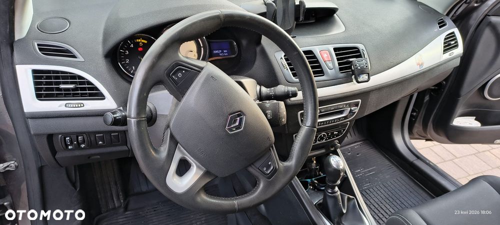 Renault Megane dCi 130 FAP Dynamique - 11