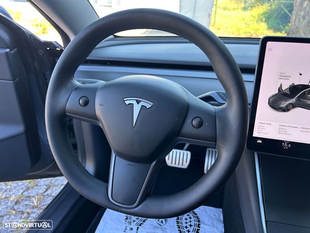 Tesla Model 3 Performance Dual Motor AWD - 24