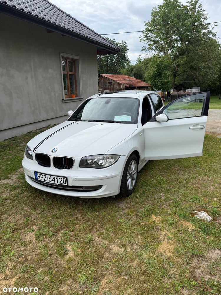 BMW Seria 1 118i - 1