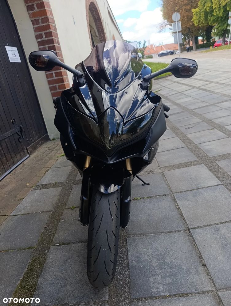 Suzuki GSX-R - 12