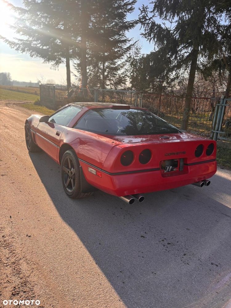 Chevrolet Corvette - 6