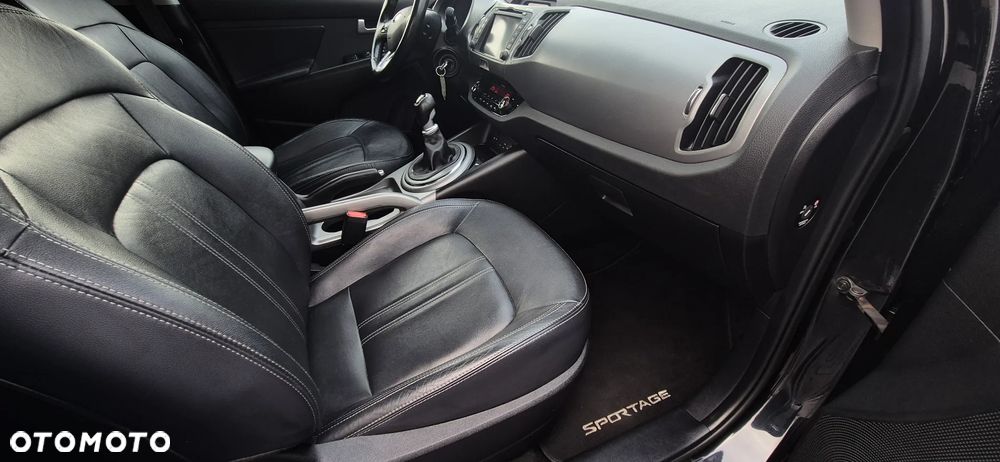 Kia Sportage 1.7 CRDI 2WD Dream-Team Edition - 21