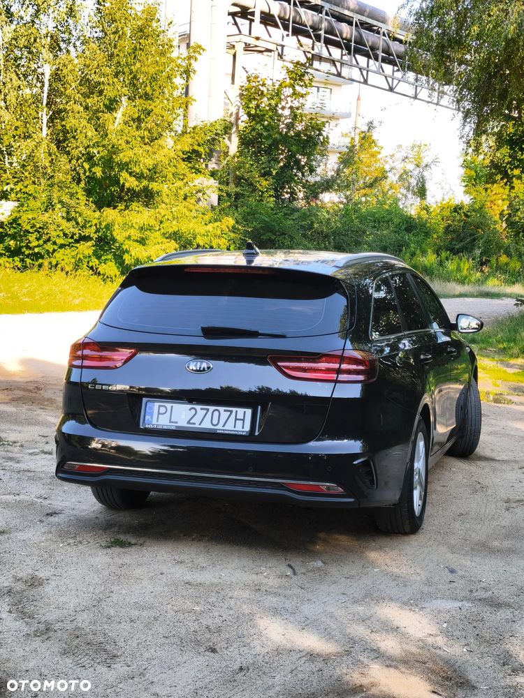 Kia Ceed 1.6 CRDi SCR M - 6