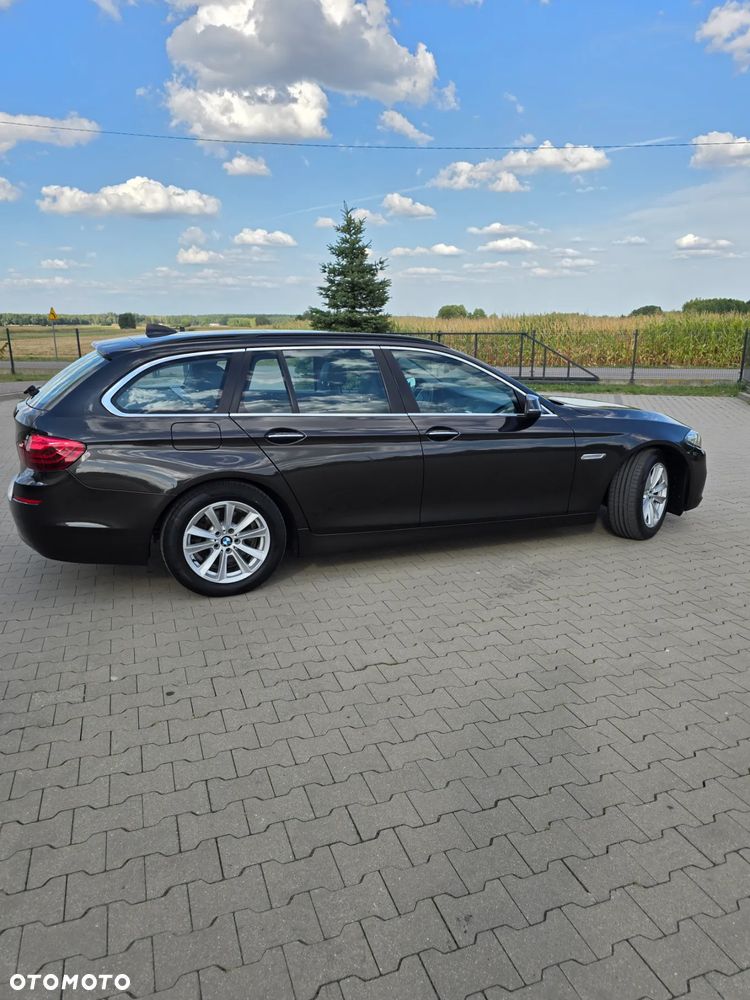 BMW Seria 5 520d Touring Luxury Line - 21